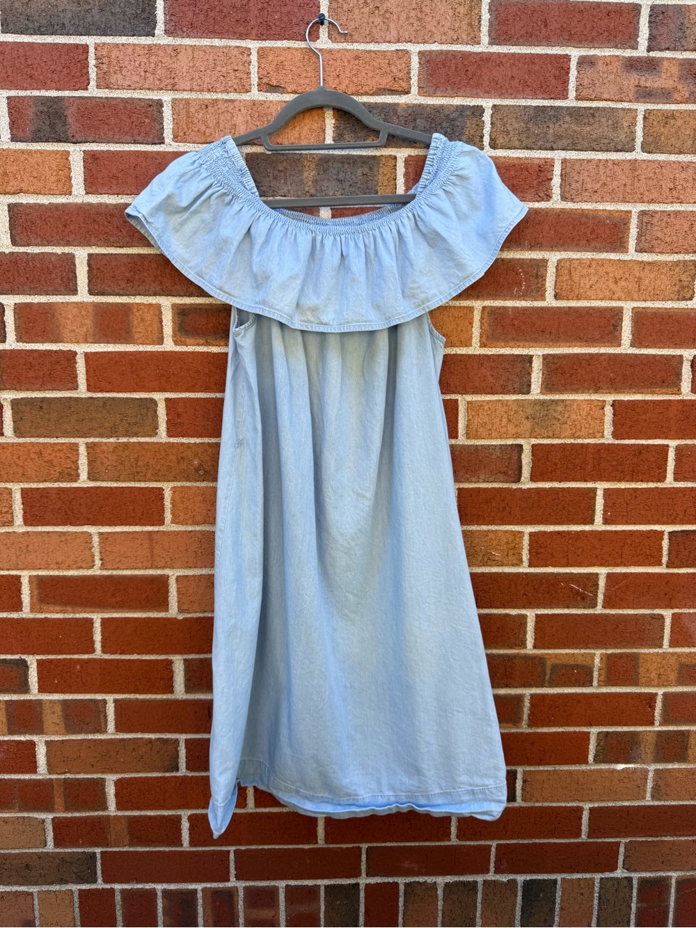 LOFT Outlet Light Wash Chambray Off Shoulder Ruffle Midi Dress Size Large
